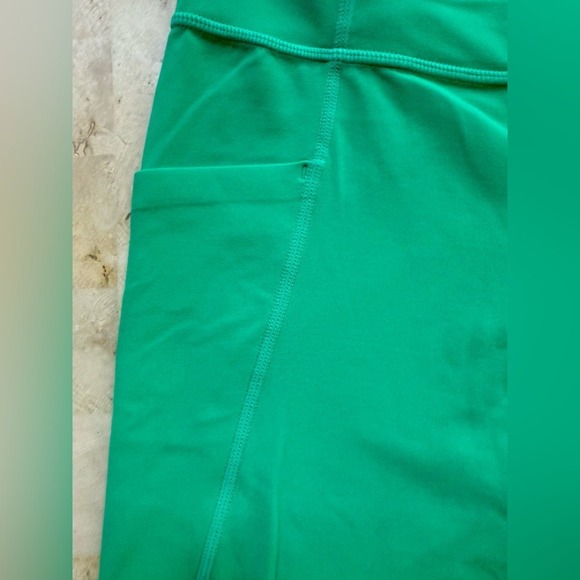 Athleta Salutation Stash Tight Legging Valley Green - Size M - Picture 3 of 9